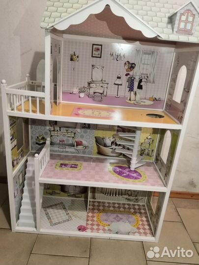 Домик кукольный