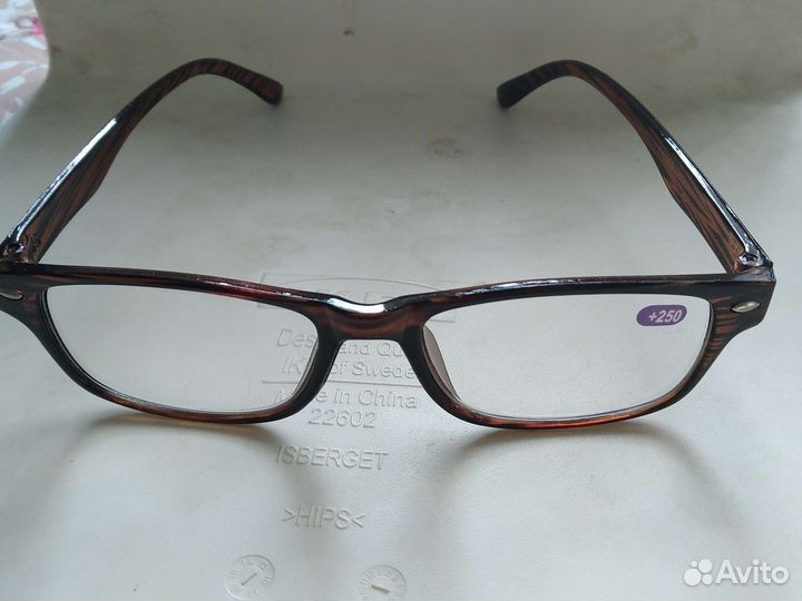 Очки для чтения 2.5