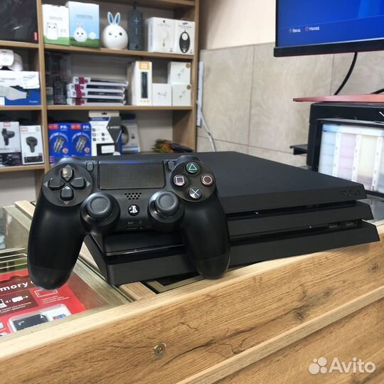 Игровая приставка Sony Playstation 4 Pro 1 TB