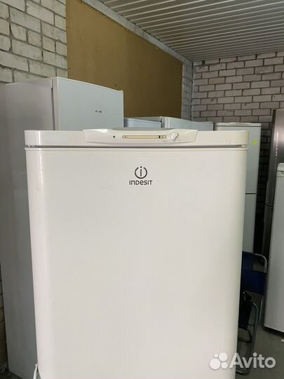 Холодильник Indesit 2.камеры