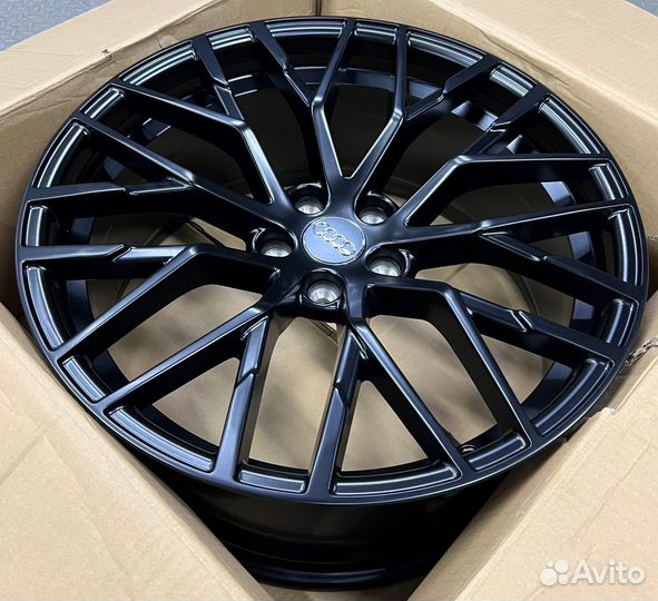 Диски на Audi Ауди Q7 R22