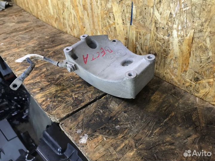 Кронштейн генератора LADA Vesta седан 1.6 2018