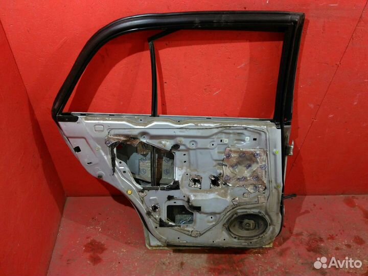 Дверь задняя левая Мазда 626 97