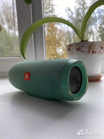 Колонка jbl charge 3