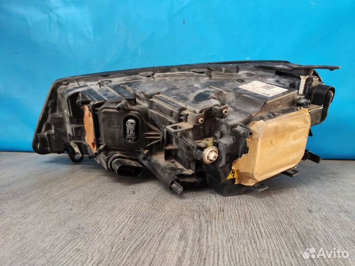 Фара правая Volkswagen Touareg 2 2010-2018