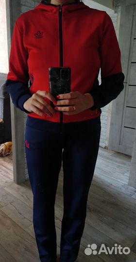 Спортивный костюм