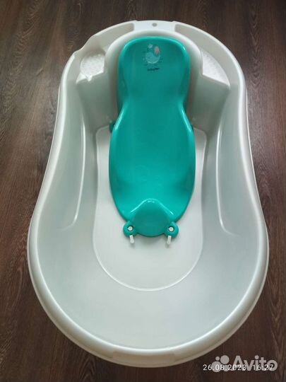 Ванночка для купания с горкой