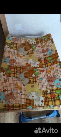 Пеленальная доска на кроватку