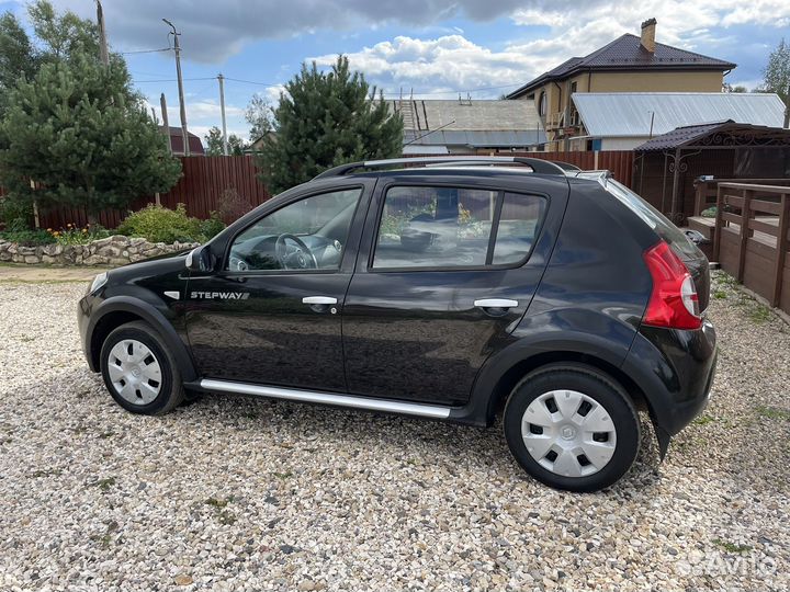 Renault Sandero Stepway, 2012