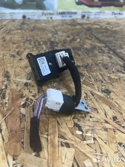 Блок управления зеркалами Хендай Туксон 3 рест