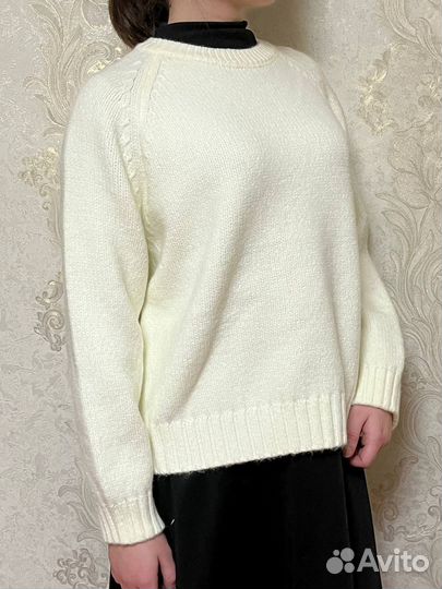 Свитер женский