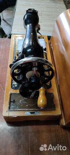 Швейная машинка Подольск СССР 1958г
