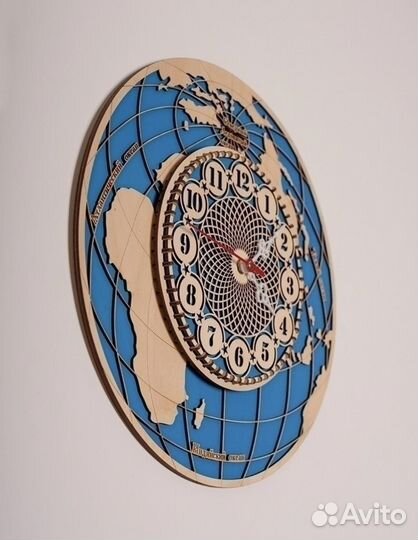 Часы настенные новые