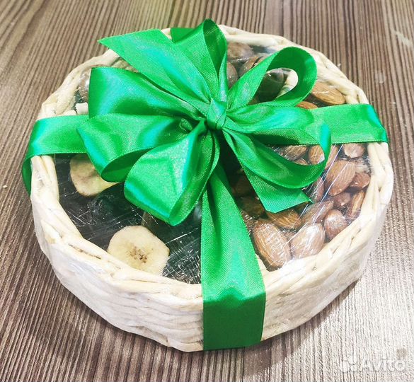 Плетеные изделия из бумажной лозы