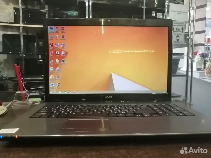 Ноутбук Acer 7560G