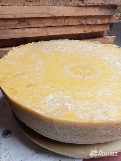 Воск пчелиный