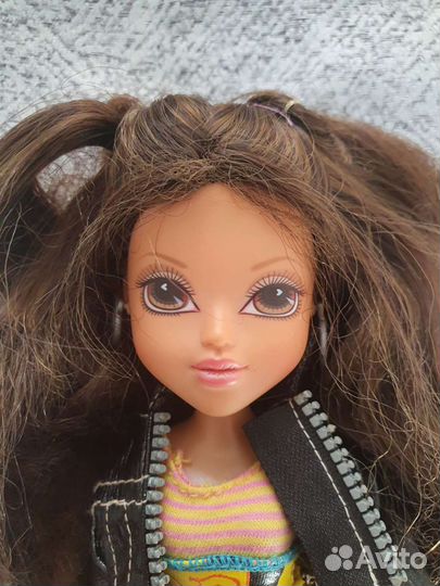 Кукла moxie Софина