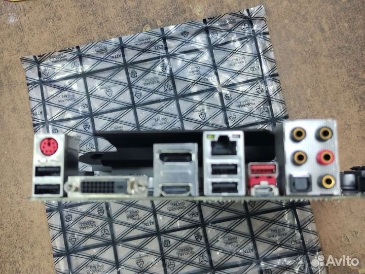 Материнская плата 1151v2 MSI b360m mortal им