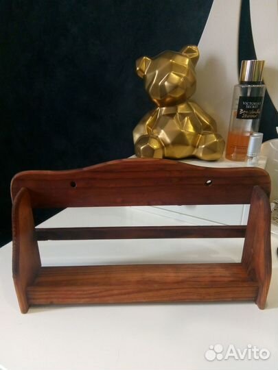 Полка для приправ или эфирных масел