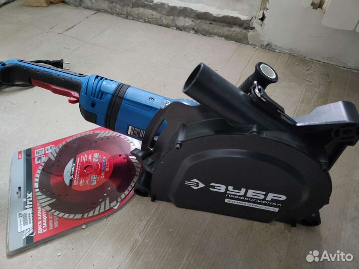 Аренда штробореза и торцовочной пилы