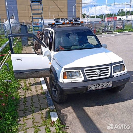 Suzuki vitara 1998г