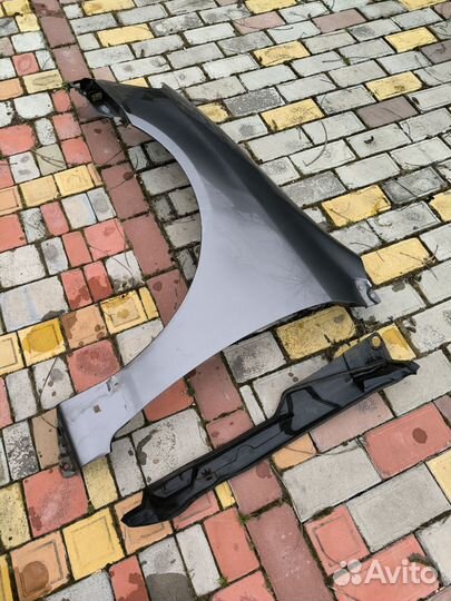 Toyota corolla 130 2003 USA крыло переднее левое