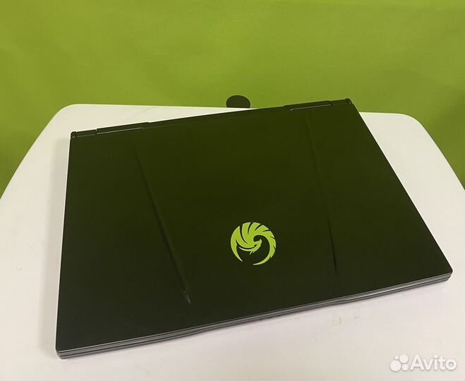 Игровой ноутбук MSI MS-16U6