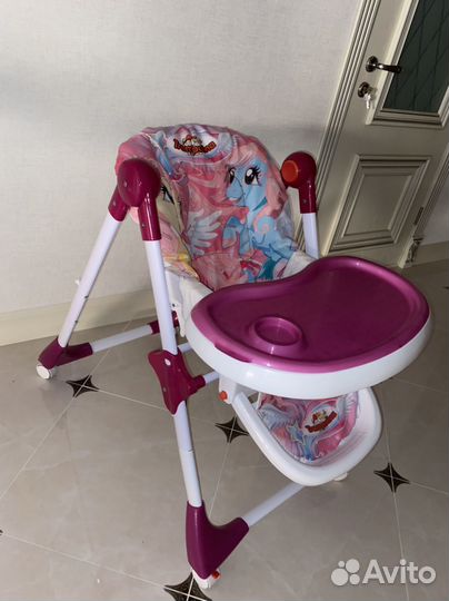 Детский стульчик для кормления