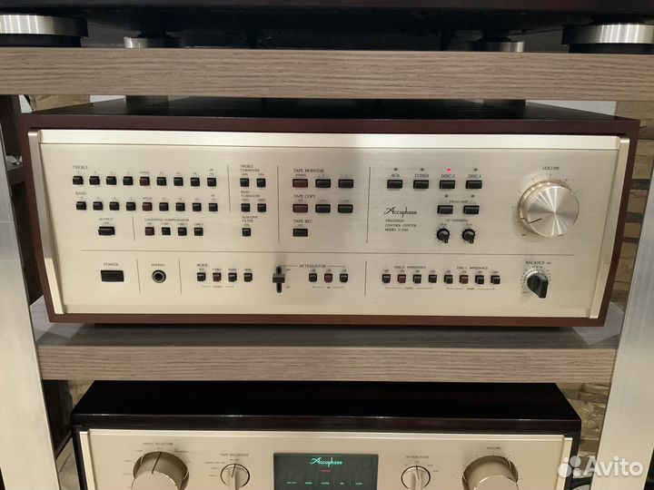 Accuphase C-240 Усилитель предварительный