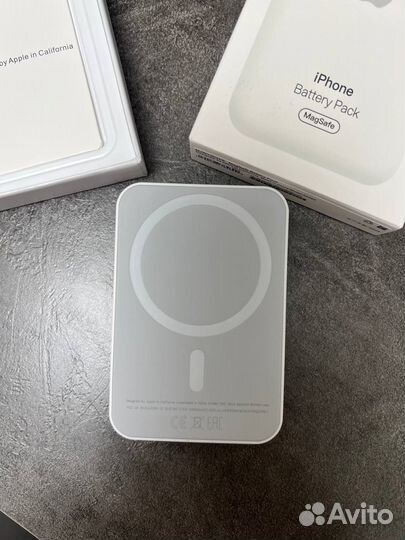 Apple magsafe battery pack