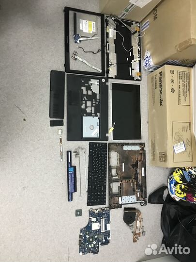 Ноутбук eMachines E642 series PEW86 в разбор