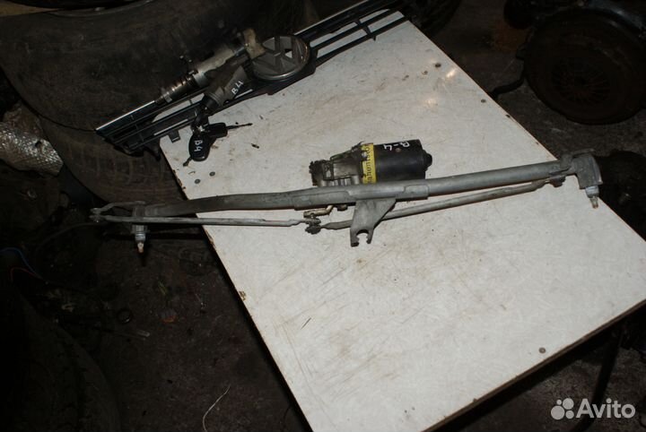 Трапеция дворников Volkswagen Passat B4