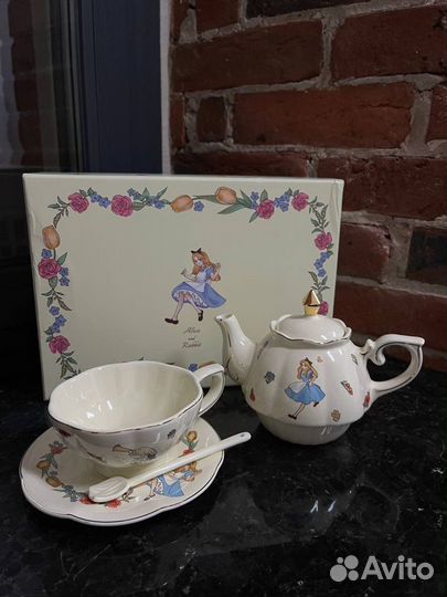 Сервиз чайный Алиса в стране чудес