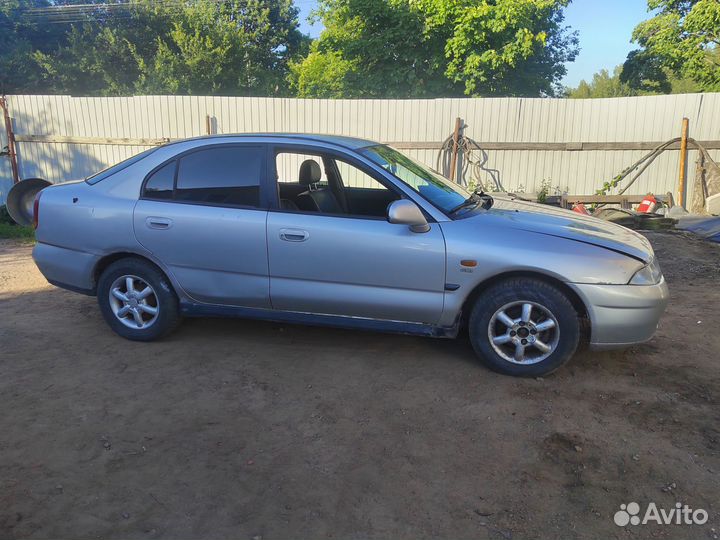 Mitsubishi Carisma 1.8 AT, 1997, 330 000 км