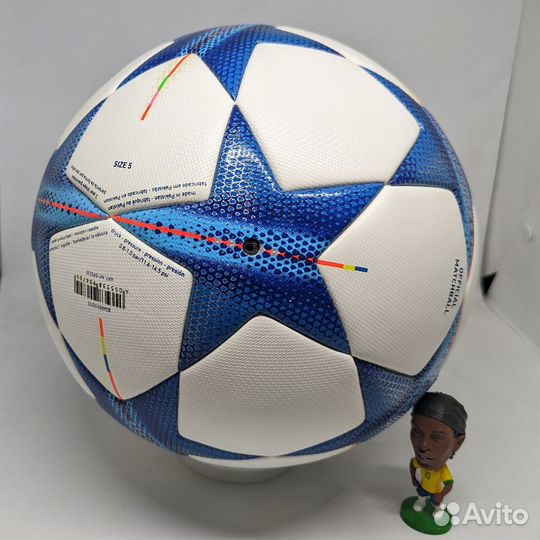 Новый футбольный мяч Adidas Finale 2015-16, S90230