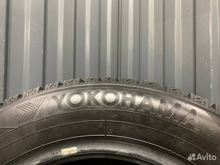 Yokohama Ice Guard Stud IG55 195/65 R15 95T