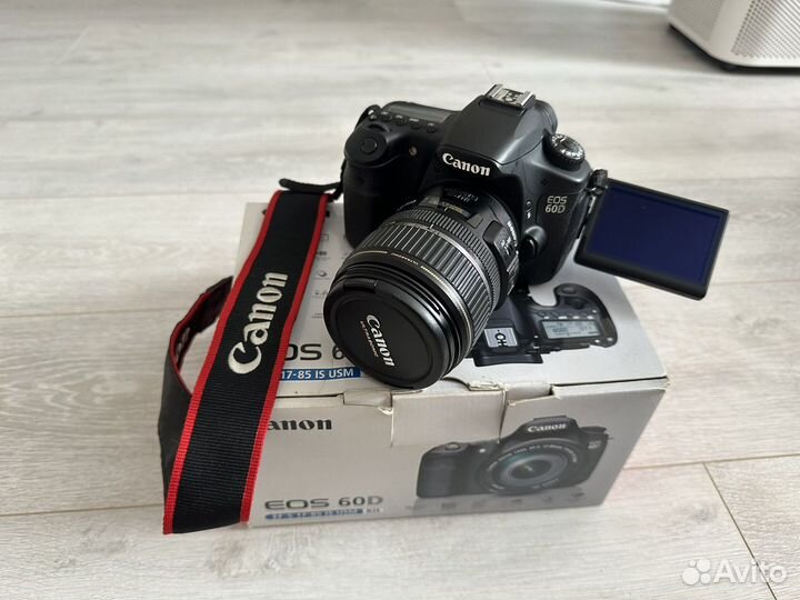 Зеркальный фотоаппарат canon 60d+kit объектив