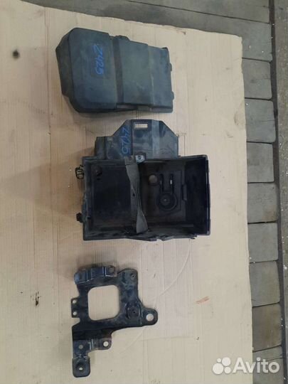 Ford Focus Форд фокус 2, корпус акб