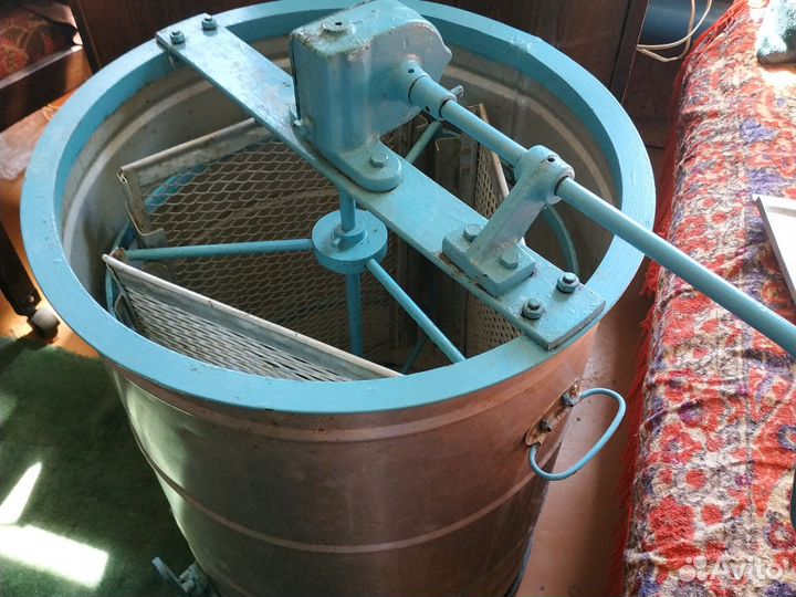 Медогонка 3 рамочная