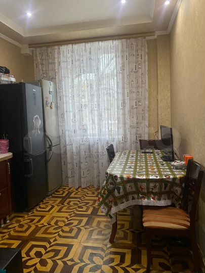 2-к. квартира, 63 м², 2/5 эт.