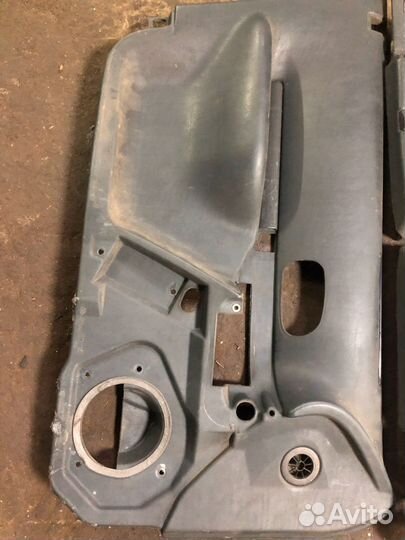 Дверные карты комплект на renault safrane 1