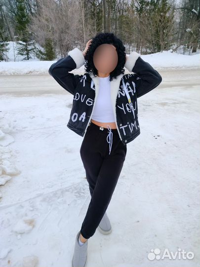 Куртка демисезонная женская 42 44 с капюшоном