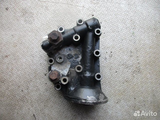 Кронштейн масляного фильтра MAN L2000