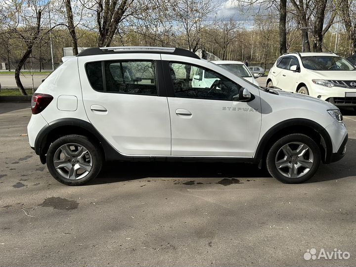 Renault Sandero Stepway 1.6 AT, 2020, 45 800 км