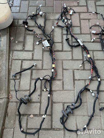 Жгут проводов двери задка Лада Веста кросс