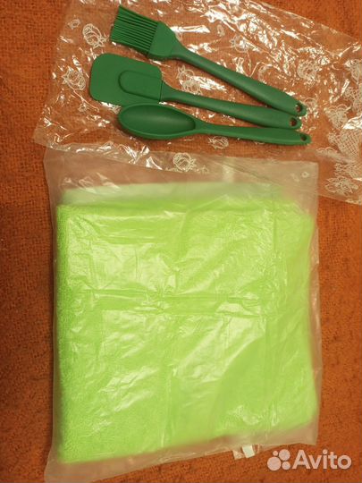 Полотенце новое в упаковке 50 на 90 + набор