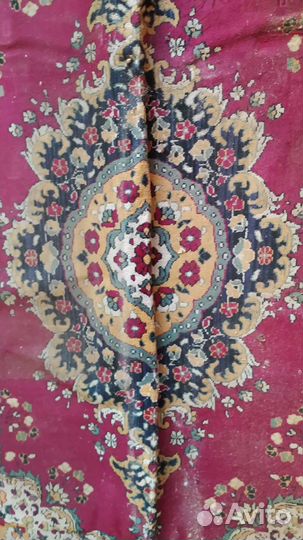 Ковер шерстяной