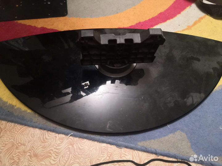 Подставка под телевизор