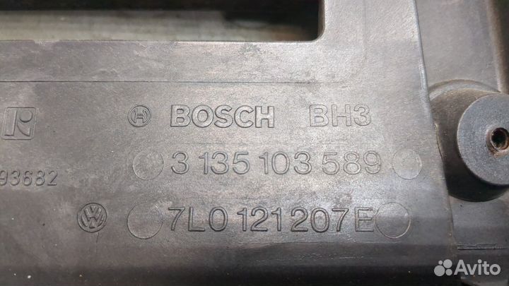 Вентилятор радиатора Volkswagen Touareg, 2010