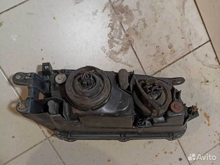 Фара Mazda Capella GF8P